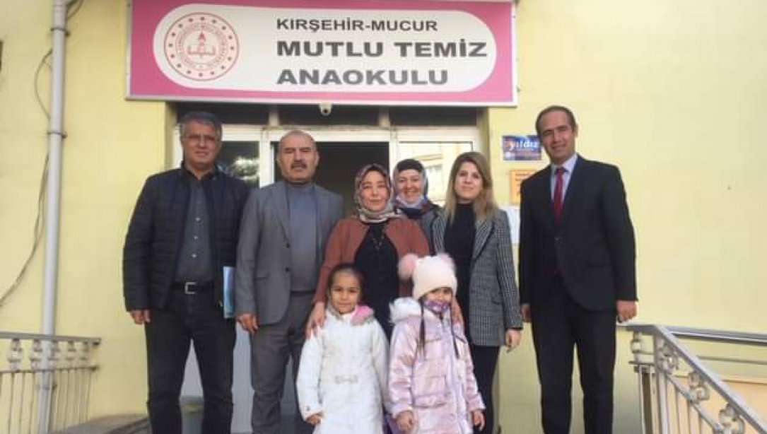 İlçe Milli Eğitim Müdürümüz Hayati AKTÜRK, Şube Müdürlerimiz Hasan YÜCE ve Mustafa ŞAHİN, Mutlu Temiz Anaokulunu ziyaret etti.